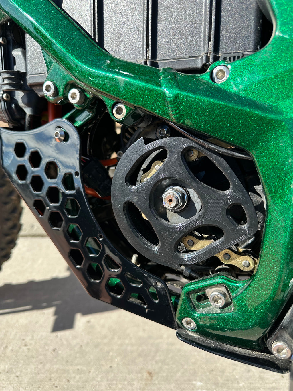Ultra Bee Motor Cover